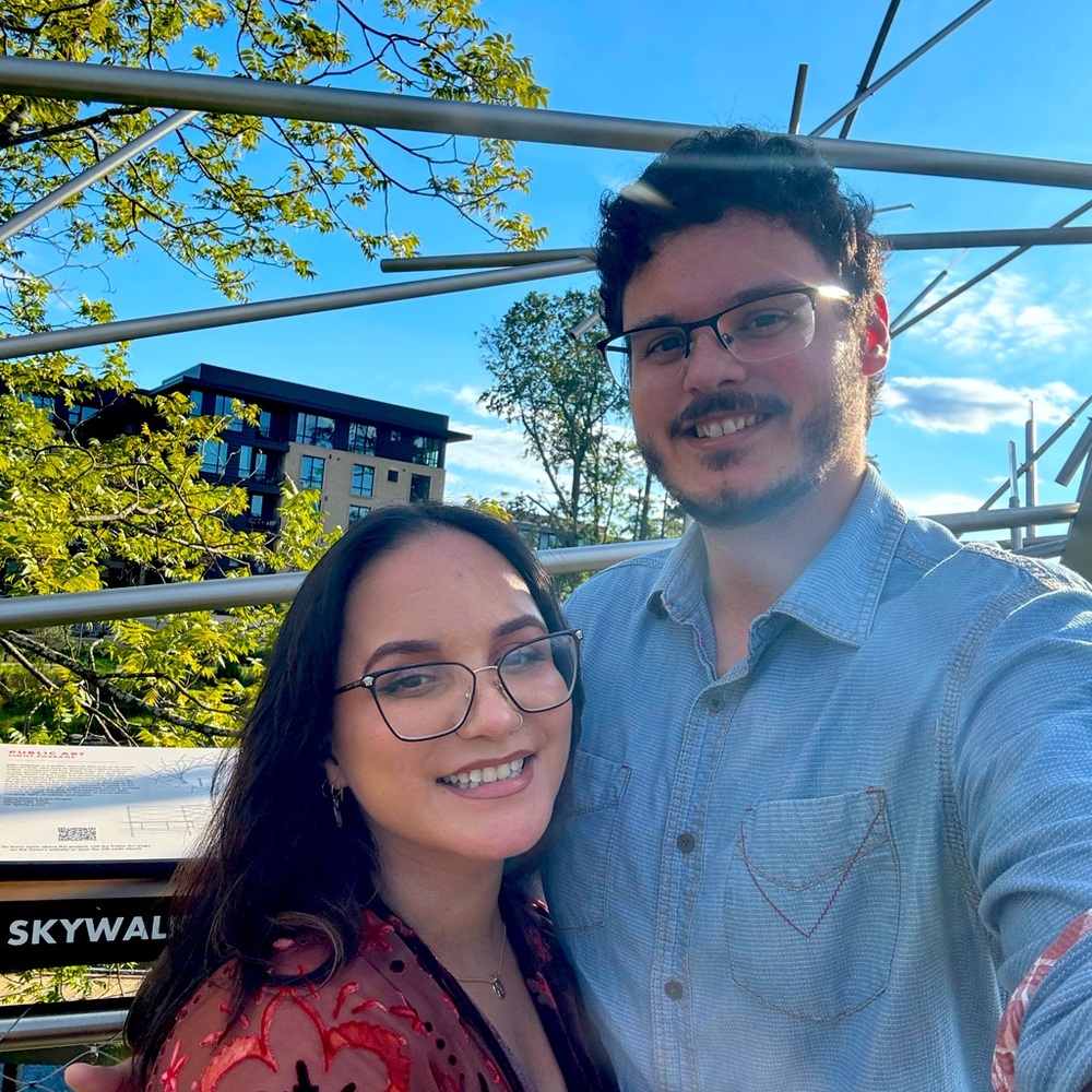 Meet your Poshers, Ian & Ashley